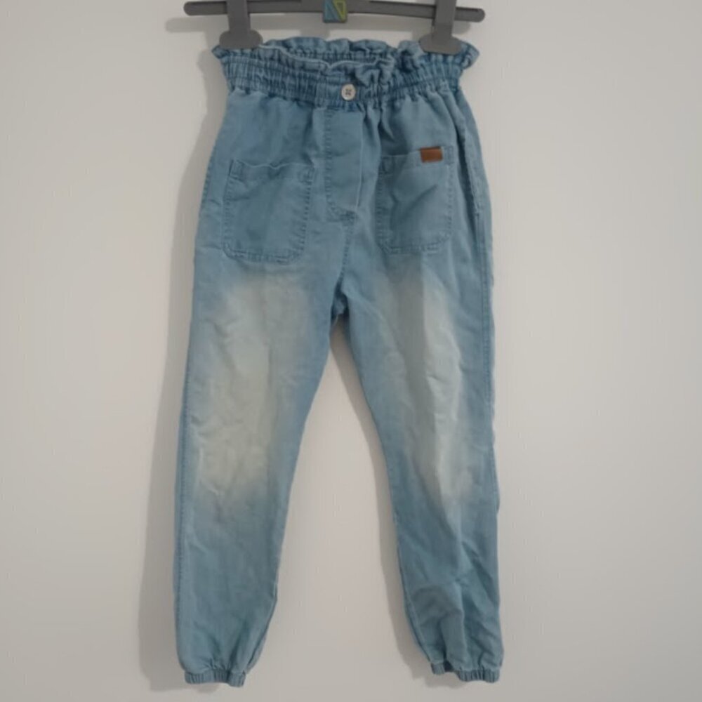 Boboli lightweight bleach denim jogger size 6